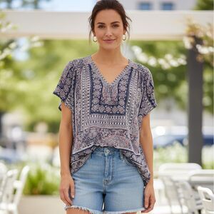 Lucky Brand Purple Navy Floral V-neck Short Sleeve Top
